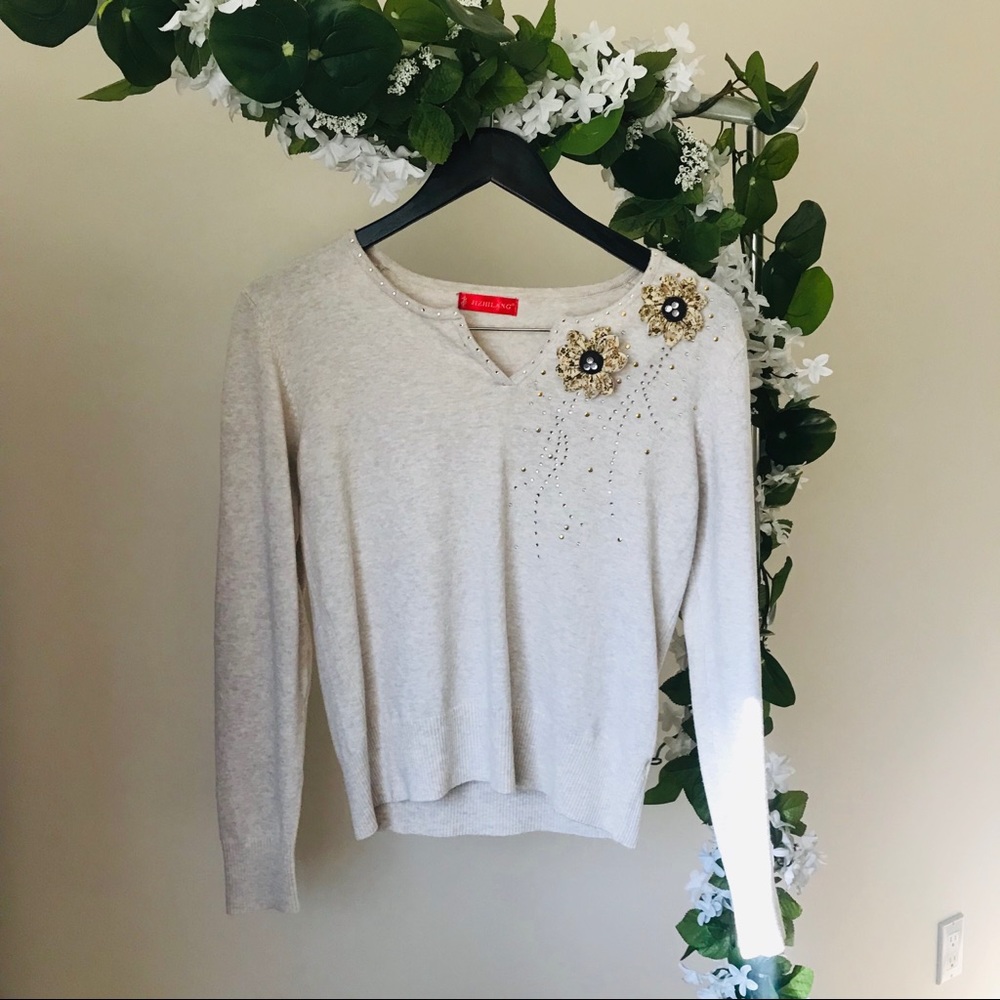Beige Vintage Sweater 🤎